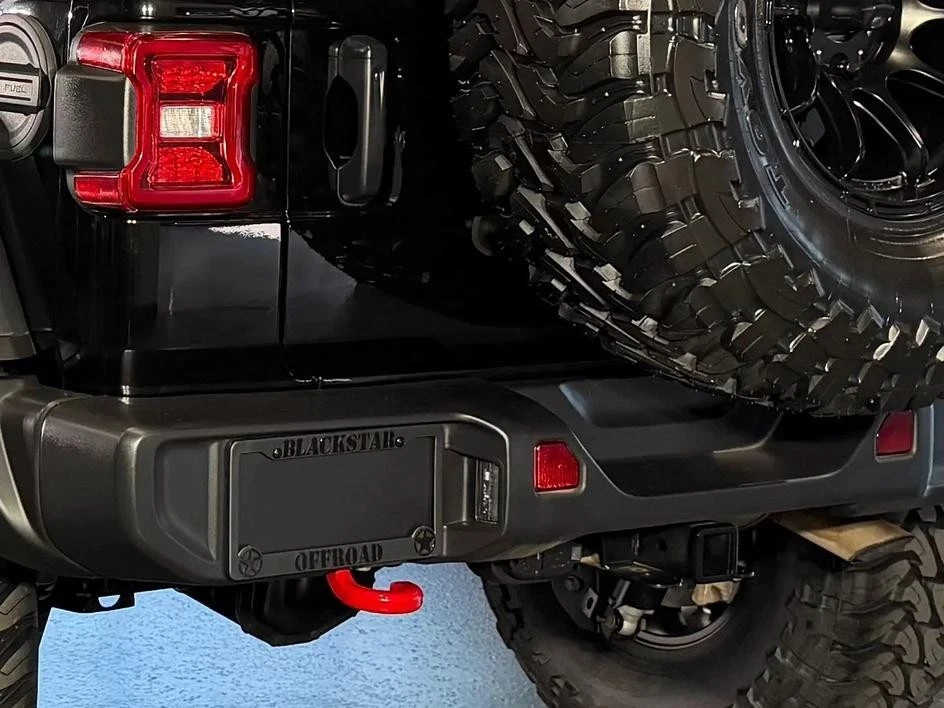 2025 Jeep JL Wrangler - Image 11 of 31