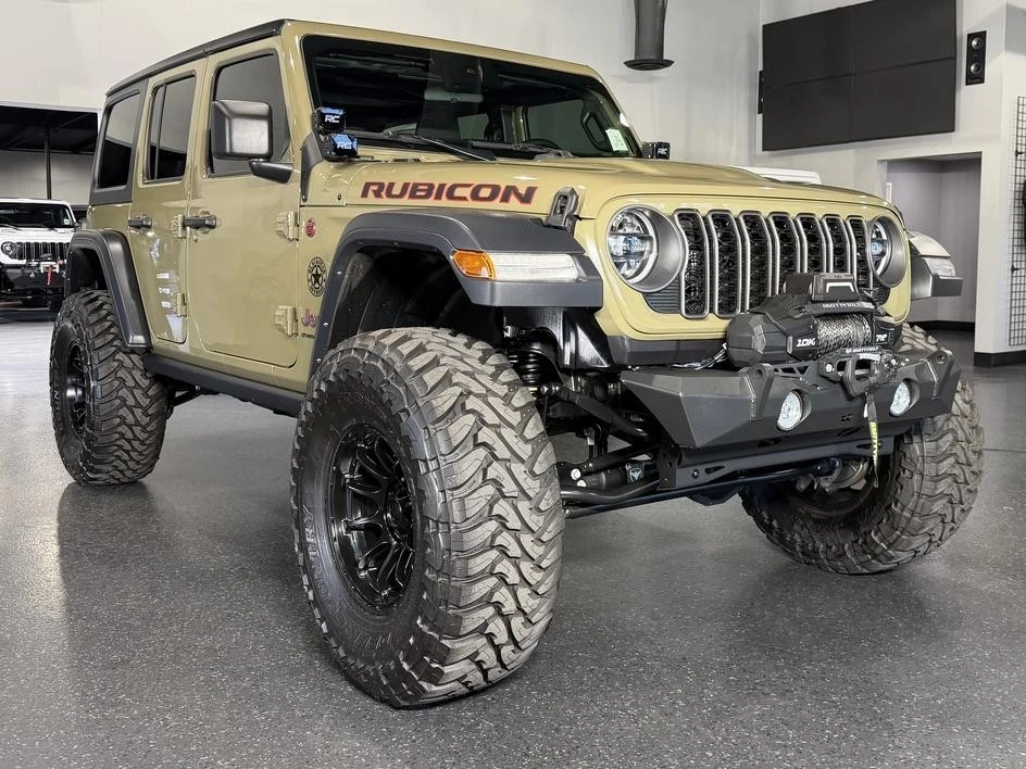 2025 Jeep JL Wrangler - Image 2 of 30