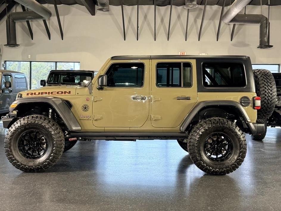 2025 Jeep JL Wrangler - Image 7 of 30