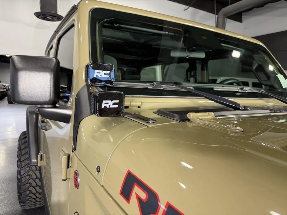 2025 Jeep JL Wrangler - Image 29 of 30