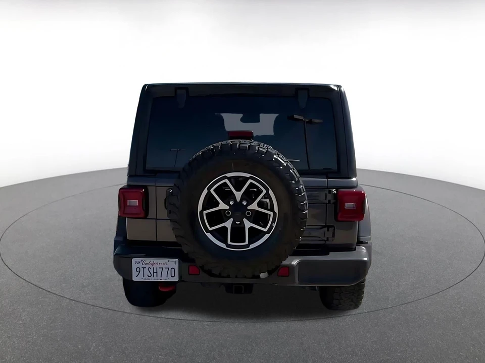 2025 Jeep JL Wrangler - Image 14 of 31