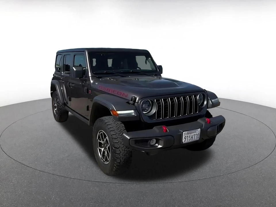 2025 Jeep JL Wrangler - Image 9 of 31