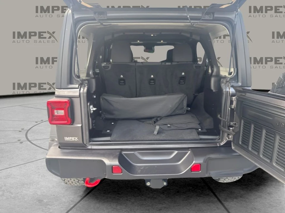 2025 Jeep JL Wrangler - Image 21 of 26