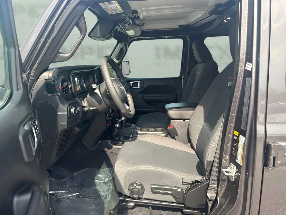 2025 Jeep JL Wrangler - Image 7 of 26