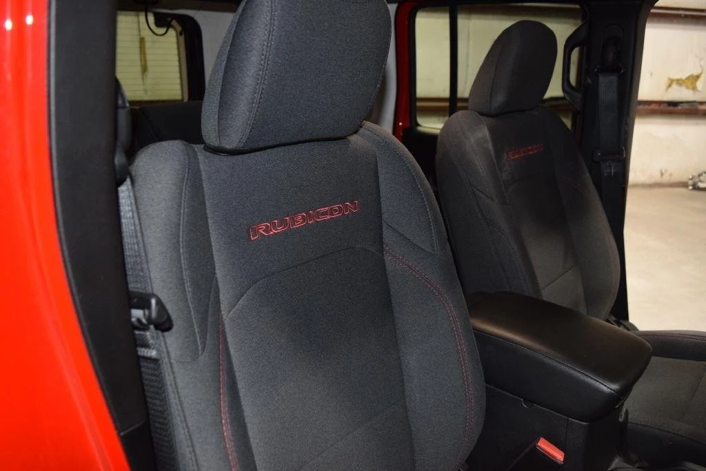 2025 Jeep JL Wrangler - Image 23 of 31