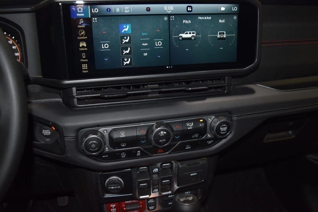 2025 Jeep JL Wrangler - Image 31 of 31