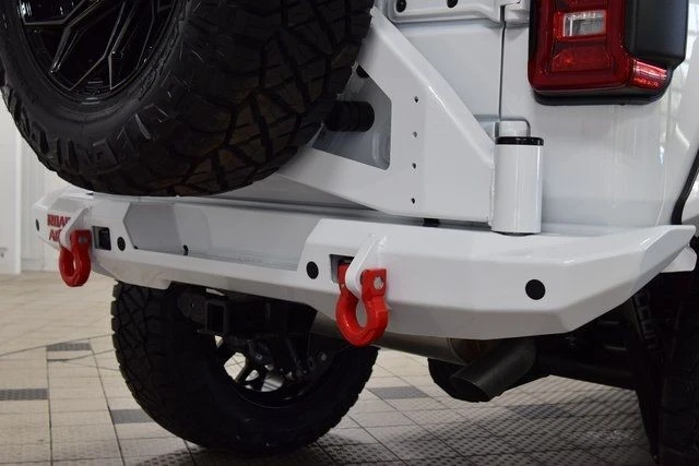 2025 Jeep JL Wrangler - Image 19 of 31