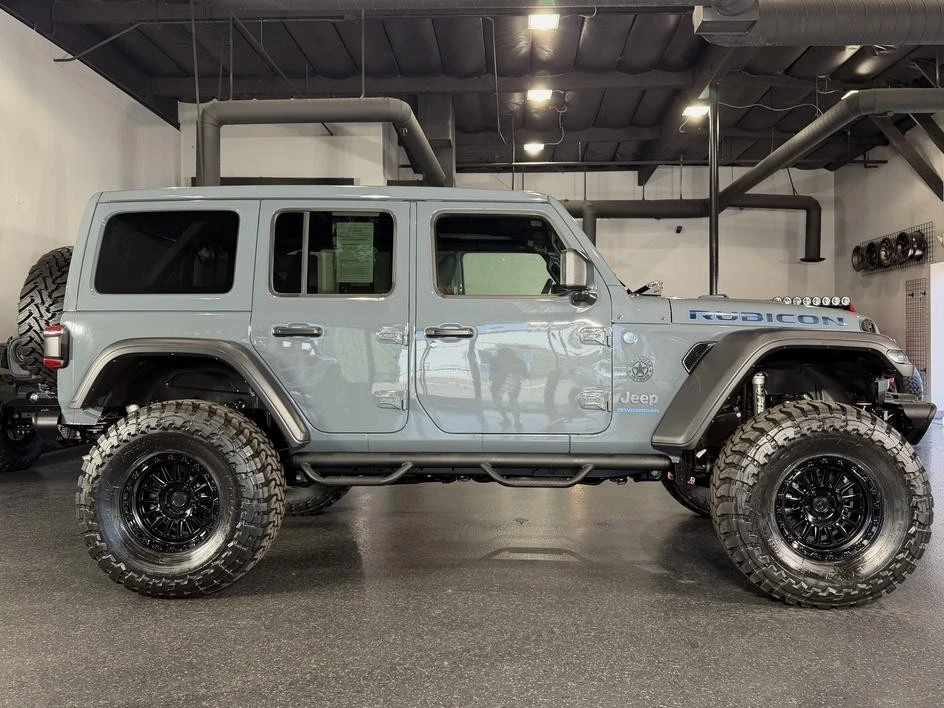 2025 Jeep JL Wrangler - Image 7 of 31