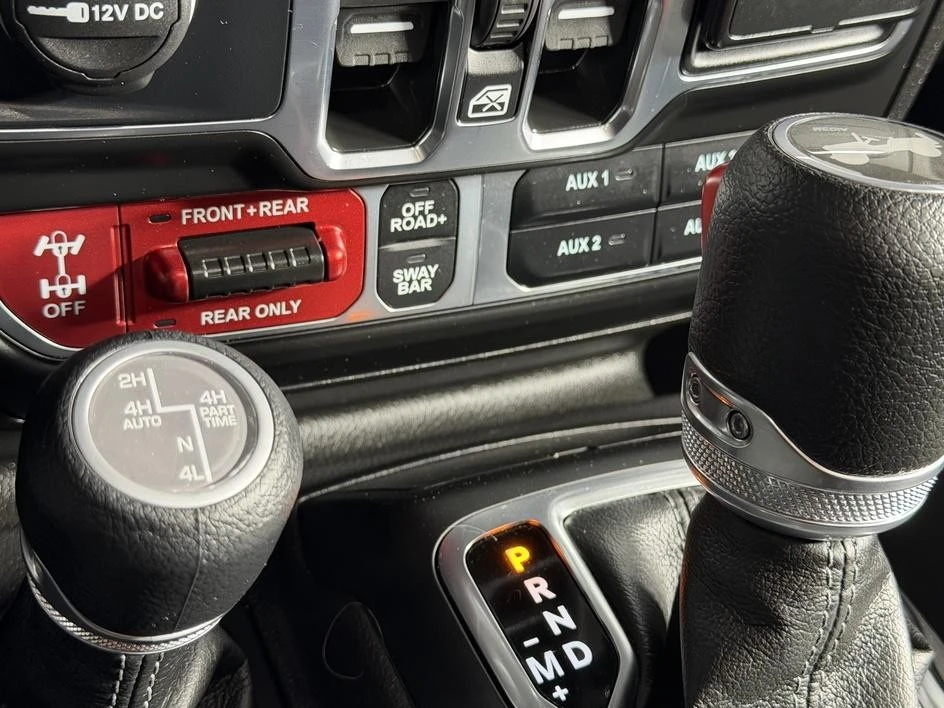2025 Jeep JL Wrangler - Image 31 of 31