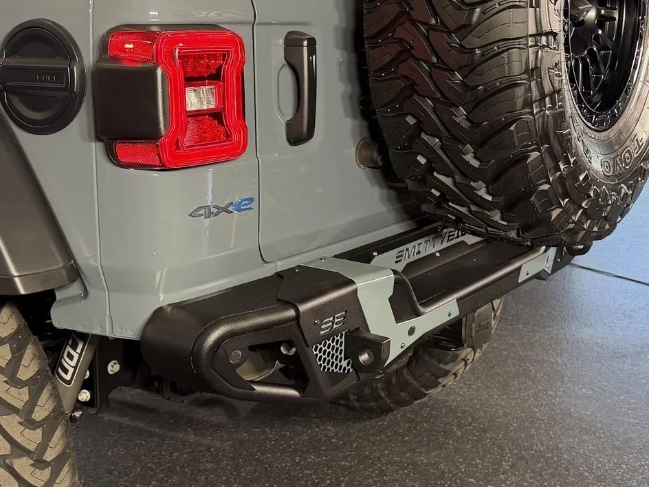 2025 Jeep JL Wrangler - Image 18 of 31