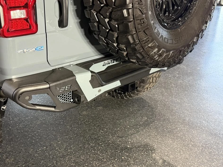 2025 Jeep JL Wrangler - Image 12 of 31