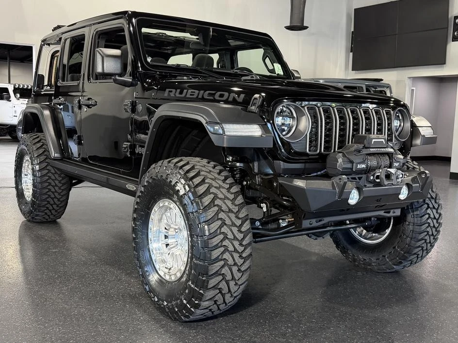 2025 Jeep JL Wrangler - Image 18 of 31