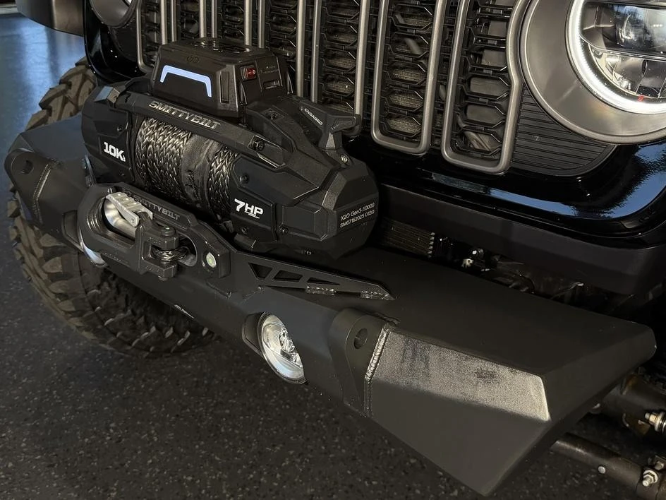 2025 Jeep JL Wrangler - Image 7 of 31