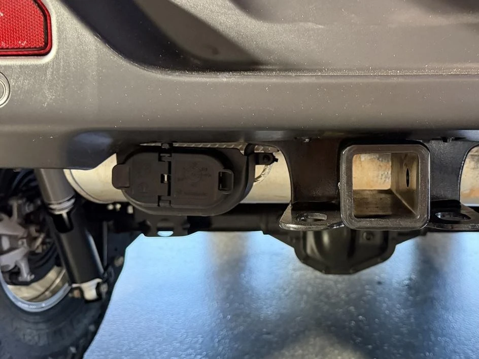 2025 Jeep JL Wrangler - Image 16 of 31