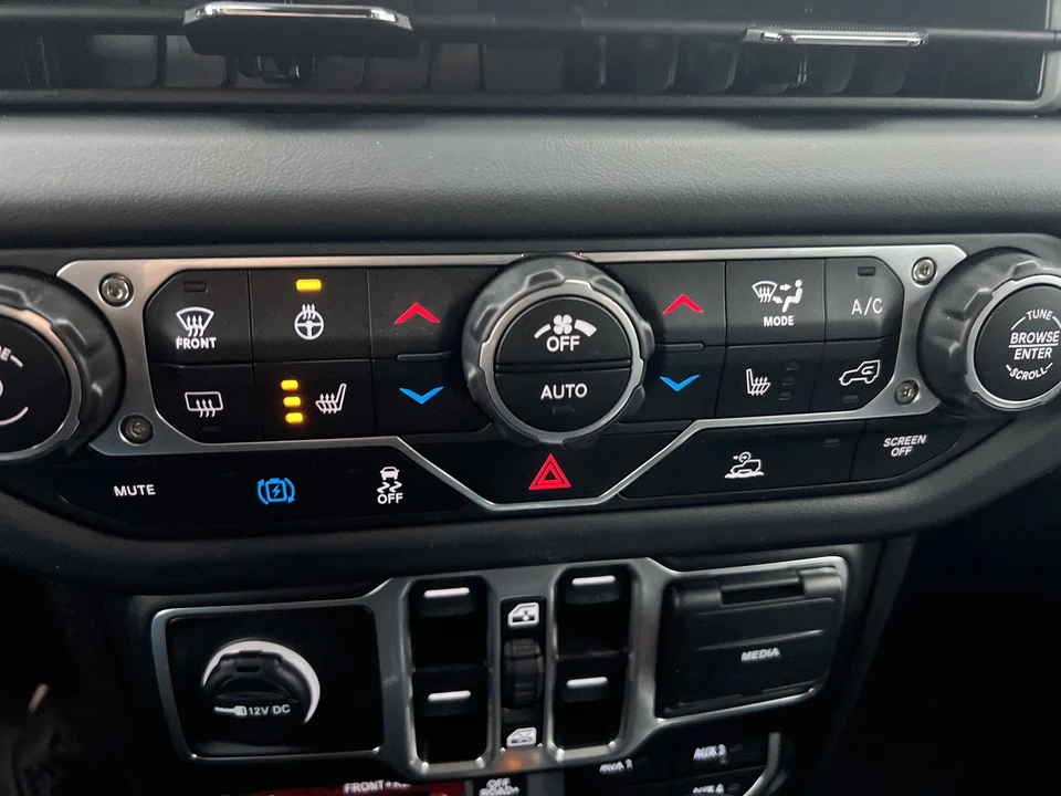 2025 Jeep JL Wrangler - Image 21 of 21