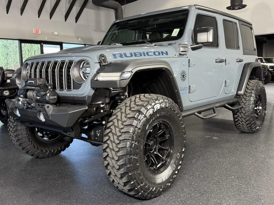 2025 Jeep JL Wrangler - Image 7 of 30