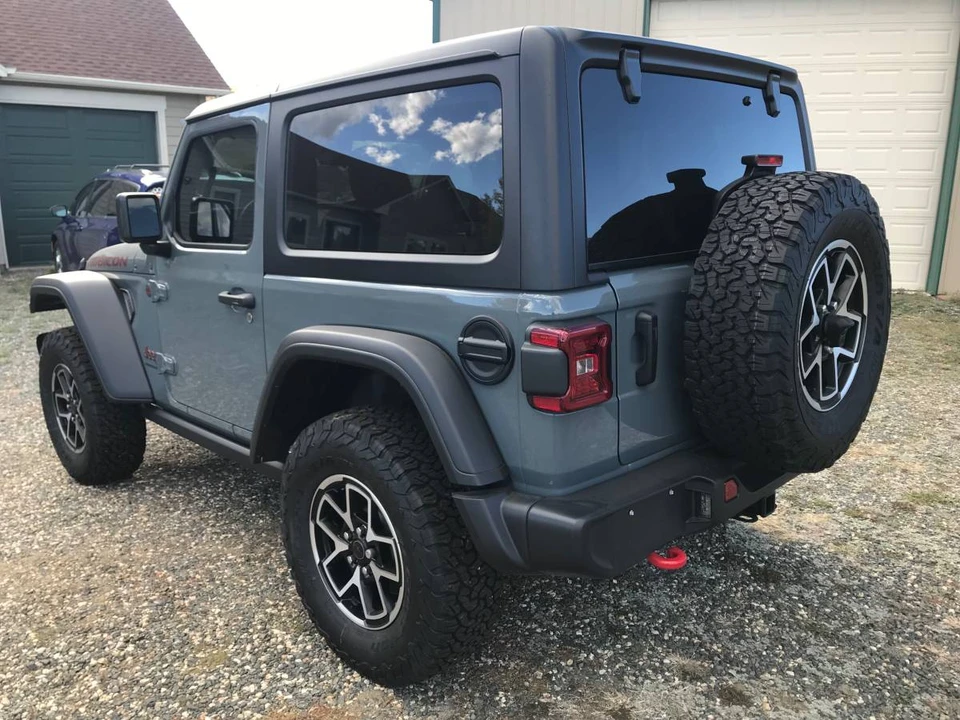 2025 Jeep JL Wrangler - Image 5 of 8