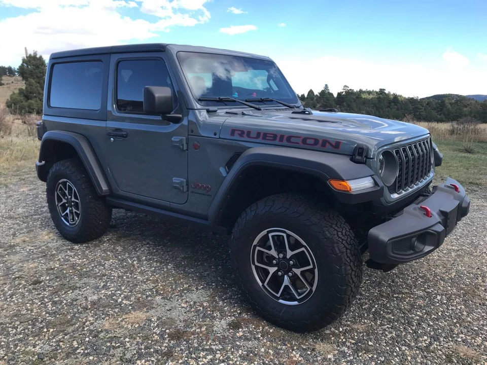 2025 Jeep JL Wrangler - Image 2 of 10