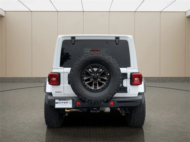 2025 Jeep JL Wrangler - Image 4 of 12