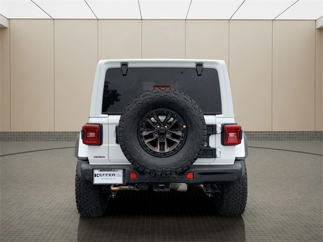 2025 Jeep JL Wrangler - Image 4 of 12