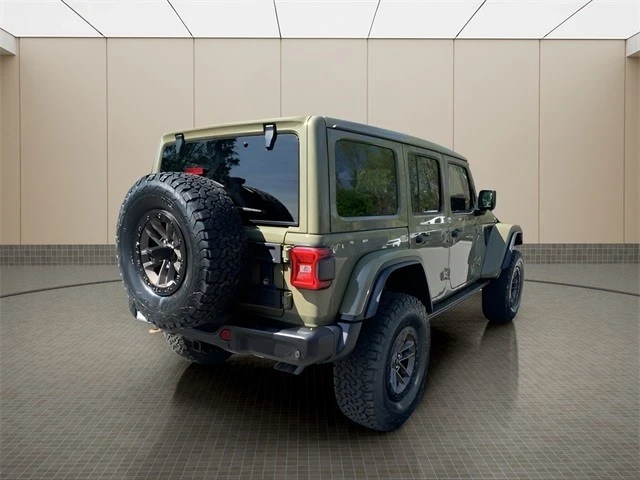 2025 Jeep JL Wrangler - Image 5 of 21