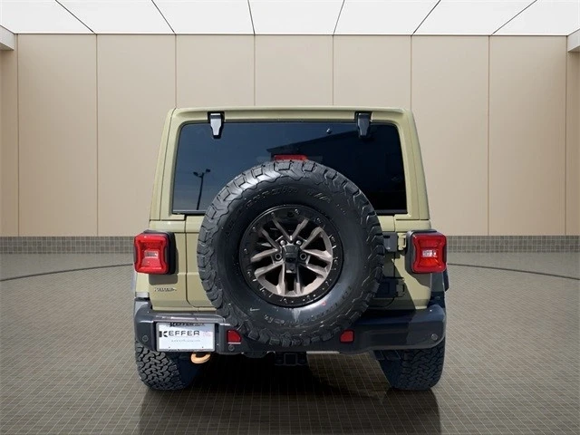 2025 Jeep JL Wrangler - Image 4 of 21