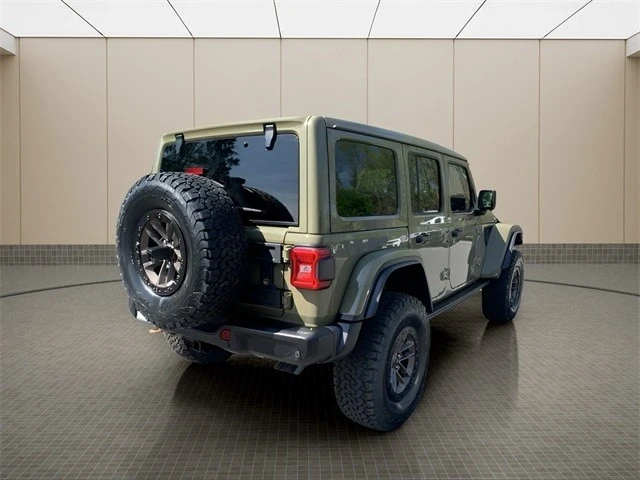 2025 Jeep JL Wrangler - Image 5 of 21