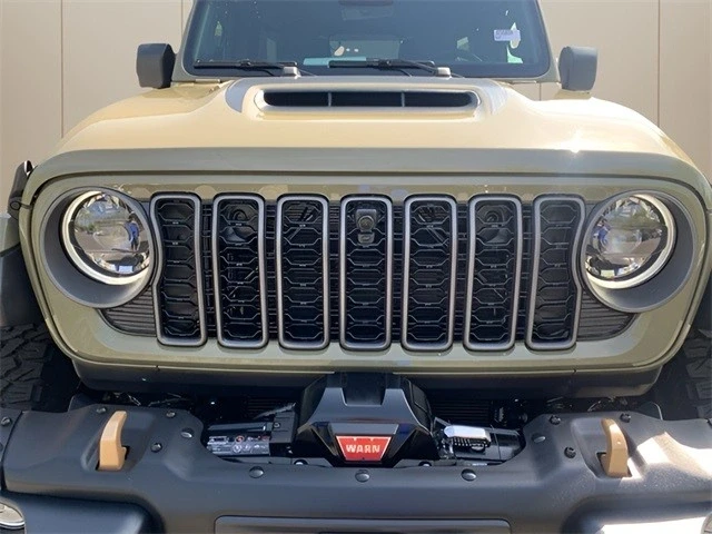 2025 Jeep JL Wrangler - Image 9 of 21