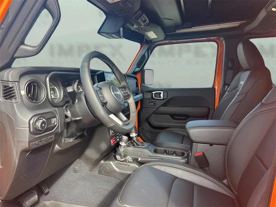 2025 Jeep JL Wrangler - Image 9 of 12