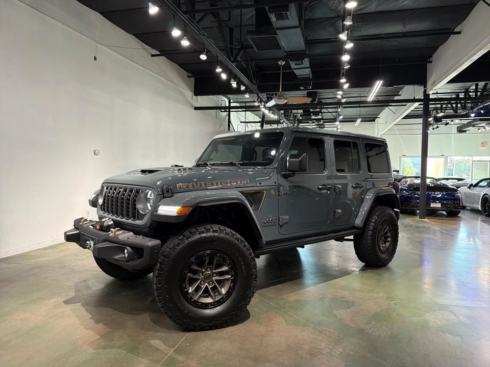 2025 Jeep - Image 2 of 31