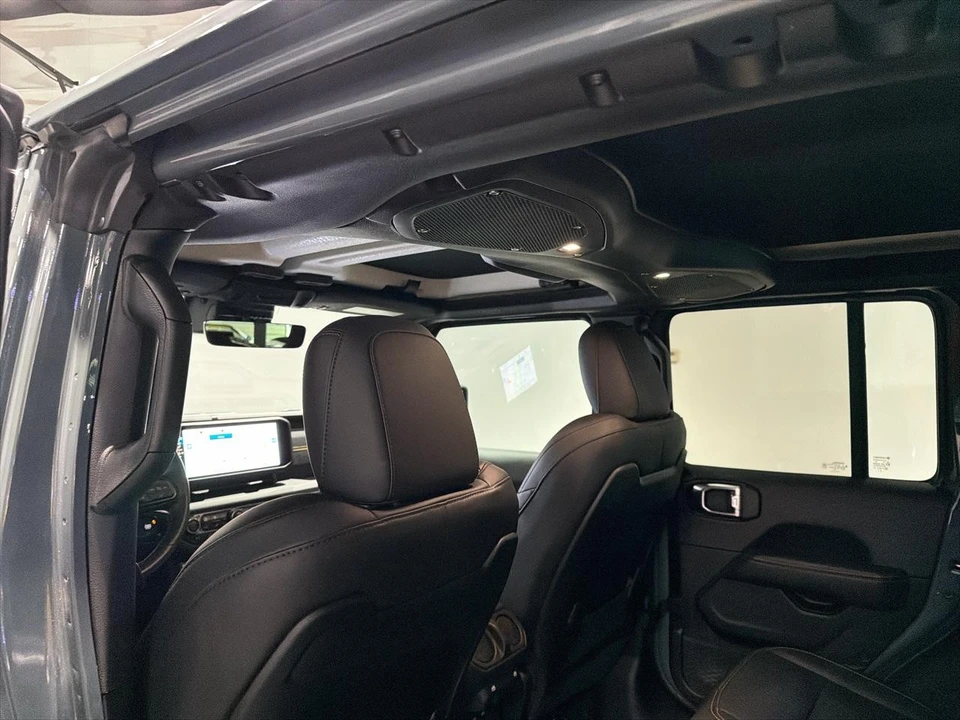 2025 Jeep - Image 25 of 31