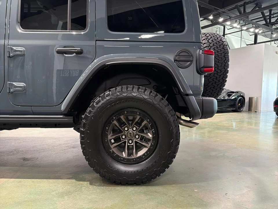 2025 Jeep - Image 5 of 31