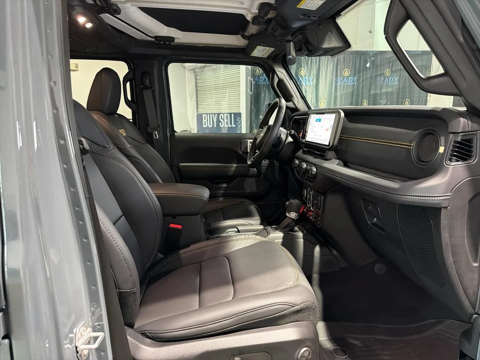 2025 Jeep - Image 30 of 31