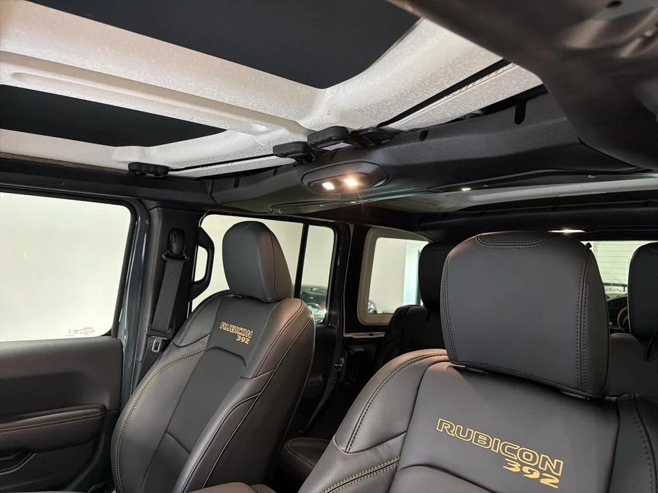 2025 Jeep - Image 21 of 31