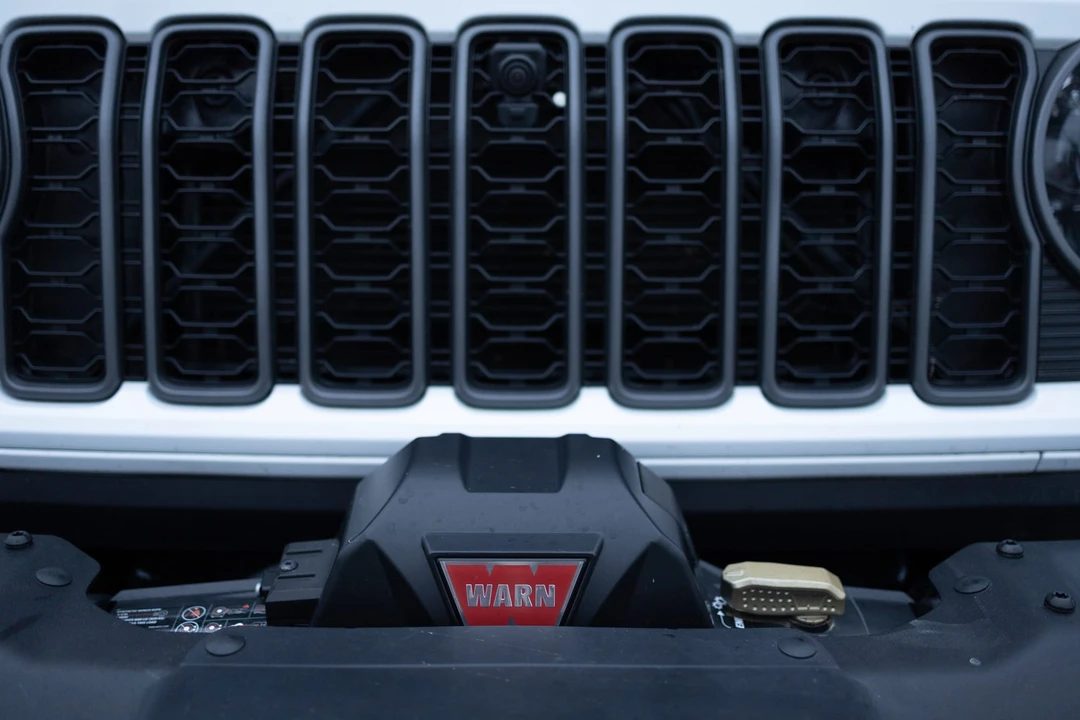 2025 Jeep JL Wrangler - Image 27 of 31