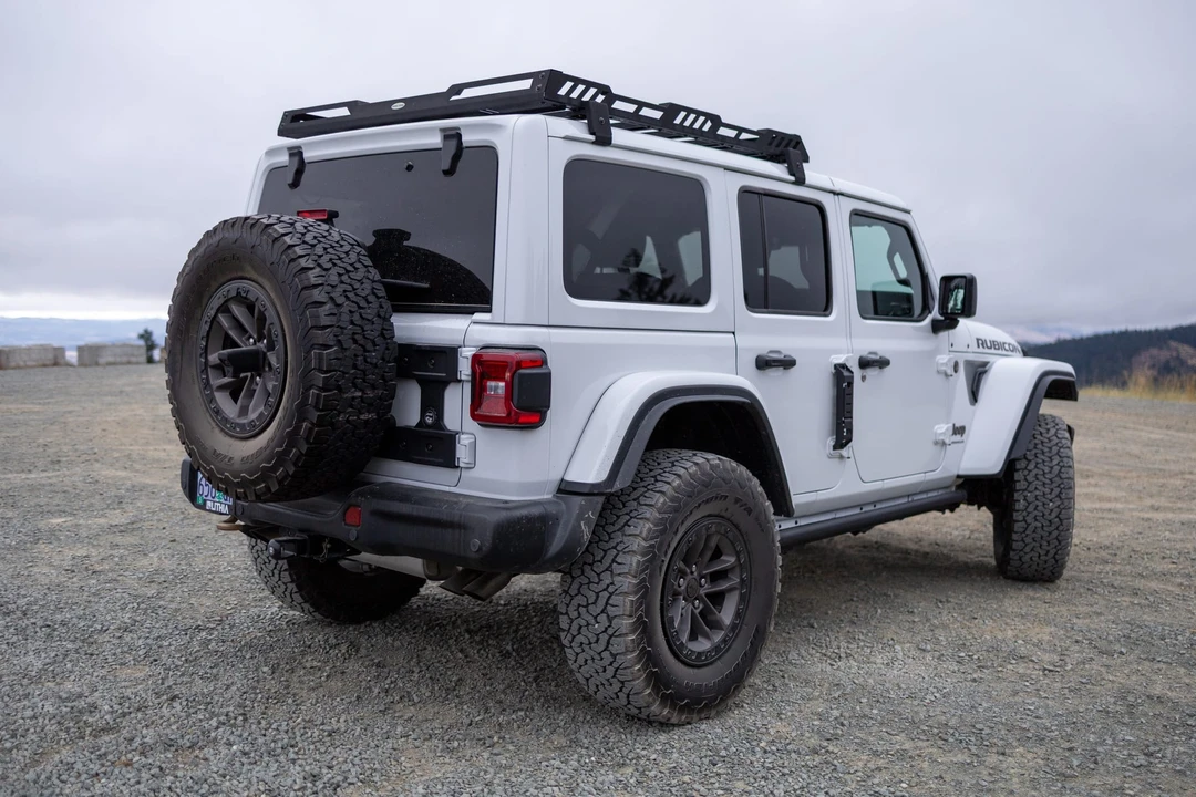 2025 Jeep JL Wrangler - Image 19 of 31