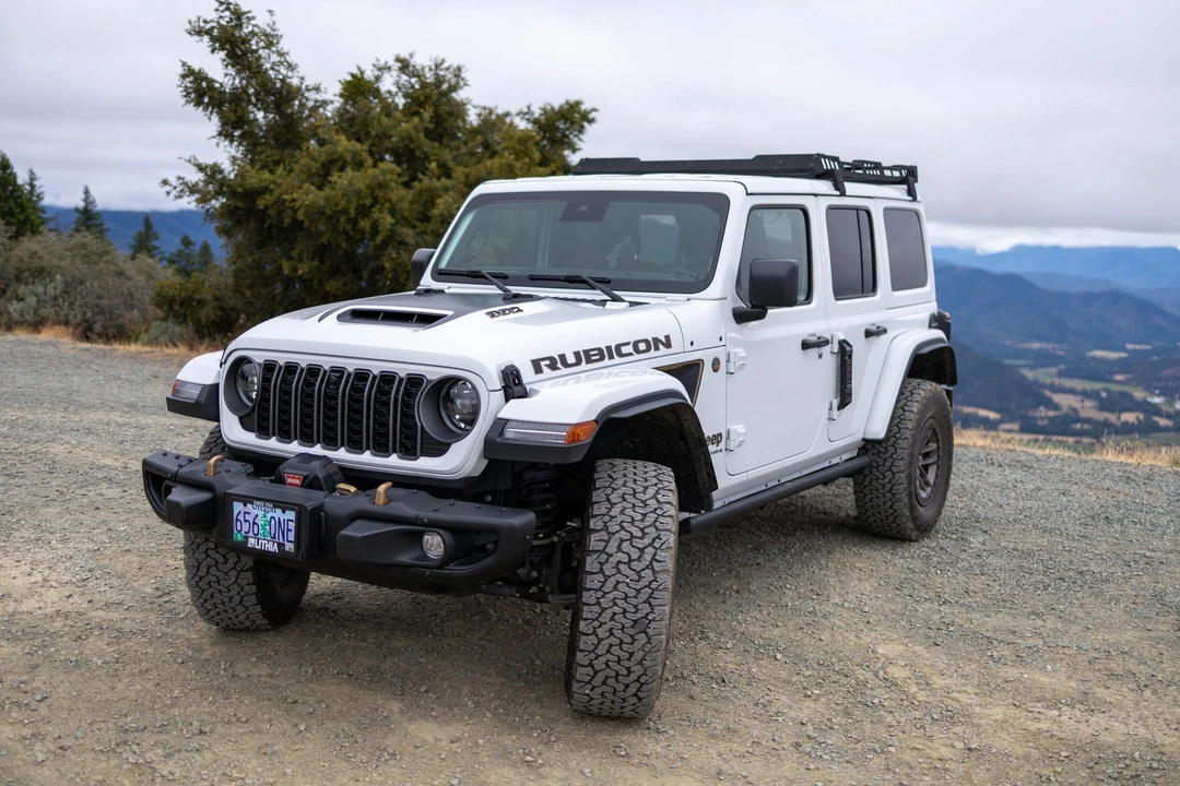 2025 Jeep JL Wrangler - Image 13 of 31