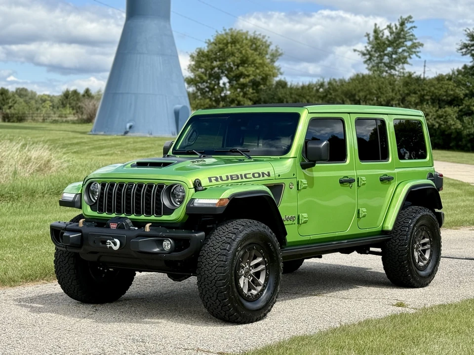 2025 Jeep JL Wrangler - Image 7 of 31