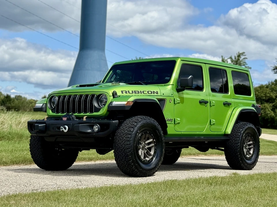 2025 Jeep JL Wrangler - Image 6 of 31