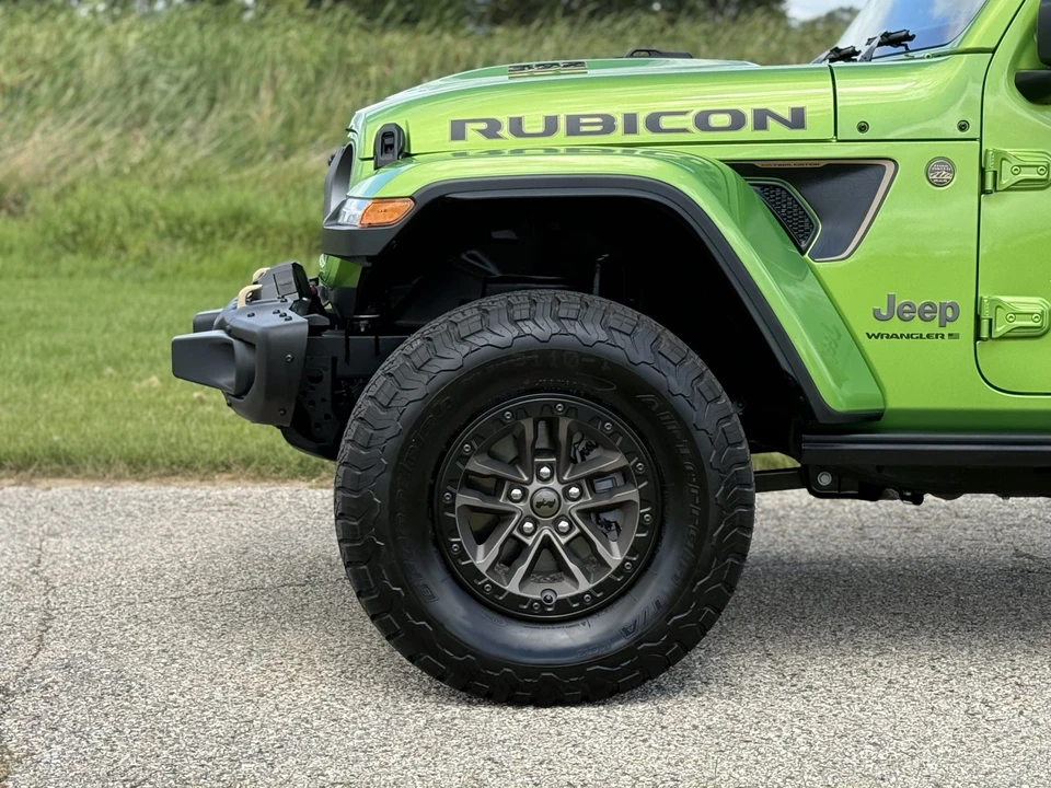 2025 Jeep JL Wrangler - Image 23 of 31