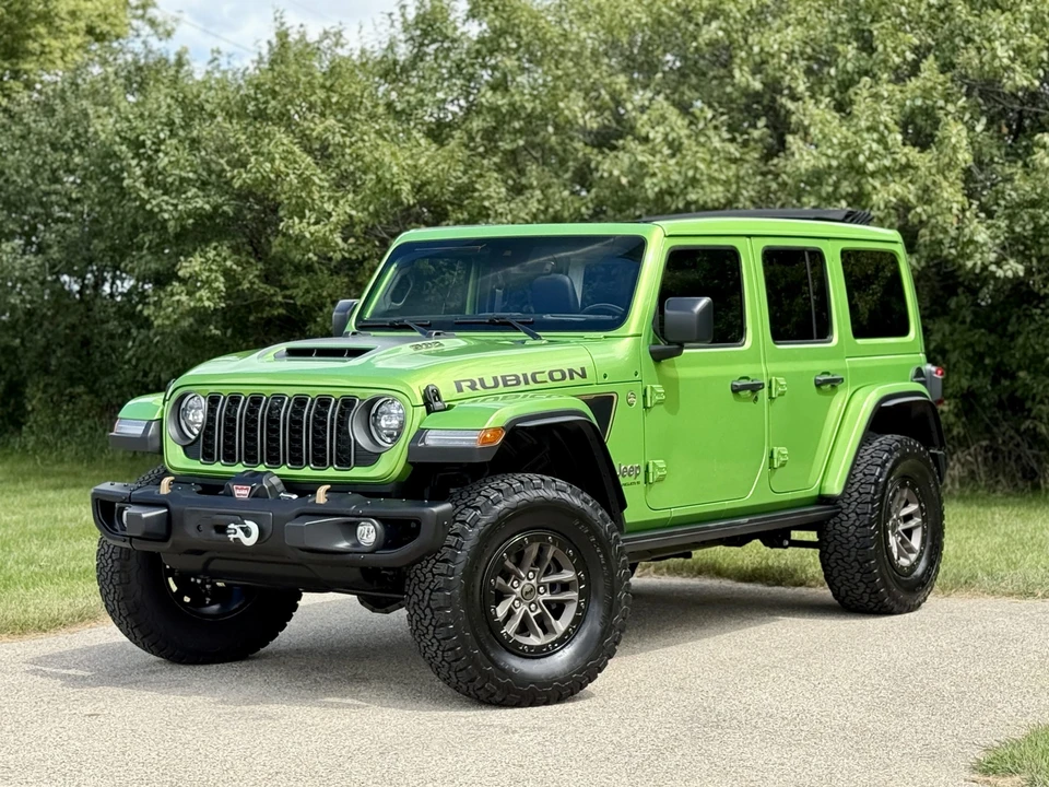 2025 Jeep JL Wrangler - Image 2 of 31