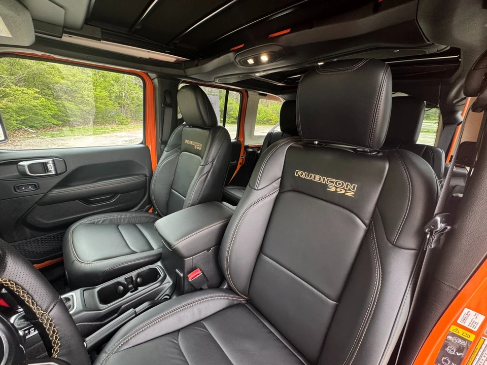 2025 Jeep JL Wrangler - Image 11 of 21