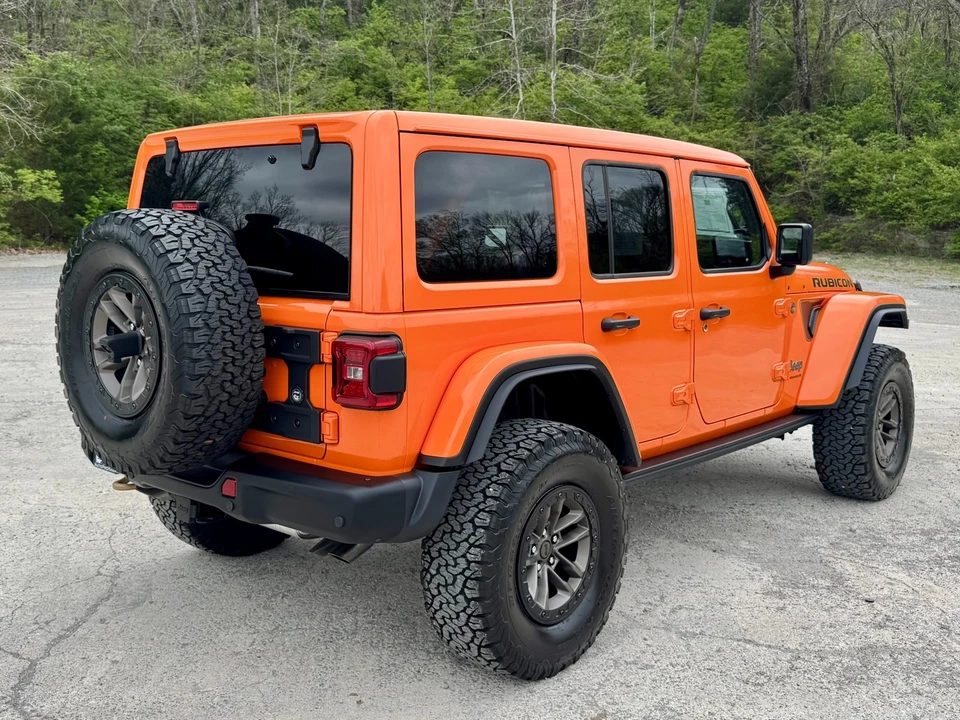 2025 Jeep JL Wrangler - Image 3 of 21