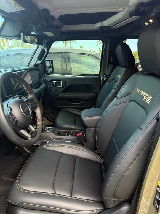 2025 Jeep JL Wrangler - Image 4 of 5