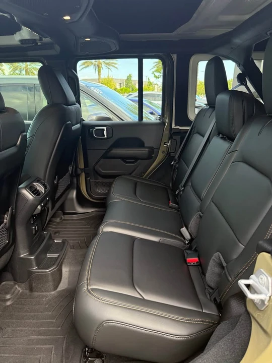 2025 Jeep JL Wrangler - Image 5 of 5