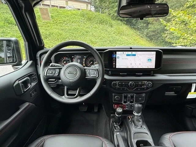 2025 Jeep JL Wrangler - Image 11 of 21