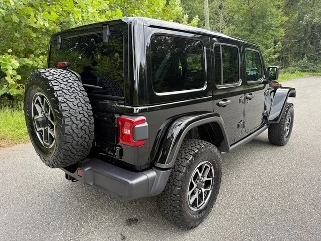 2025 Jeep JL Wrangler - Image 7 of 21