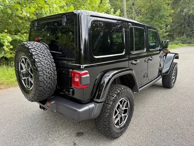 2025 Jeep JL Wrangler - Image 7 of 21