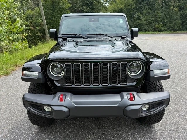 2025 Jeep JL Wrangler - Image 4 of 21