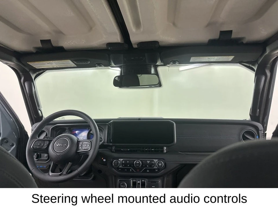 2025 Jeep JL Wrangler - Image 24 of 31
